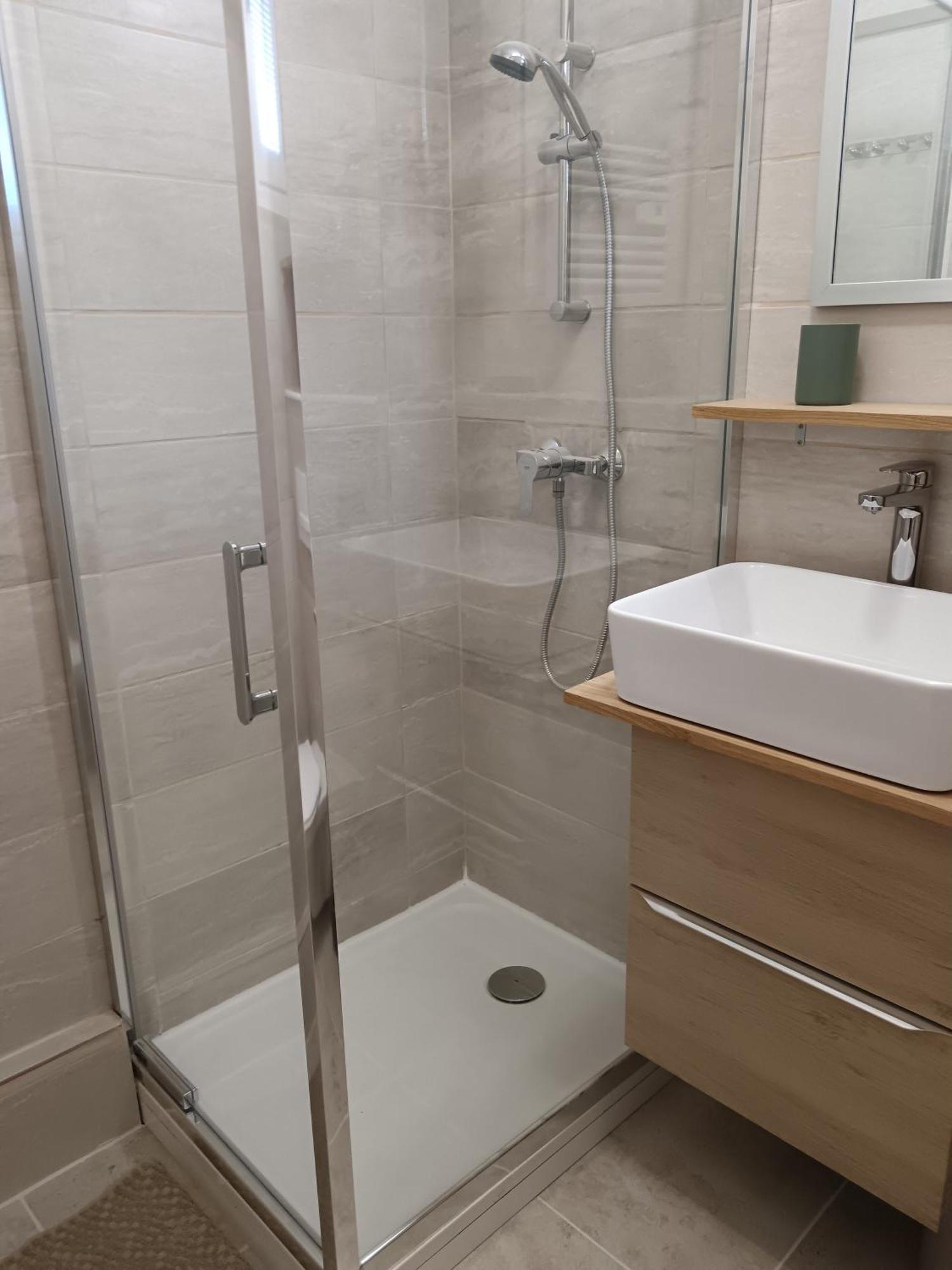 Seduisant Confortable Apartment *